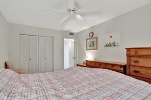 4076 Newport Q, Deerfield Beach, FL 33442 - Photo 13