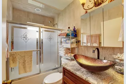 138 Flanders C, Delray Beach, FL 33484 - Photo 15