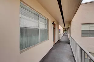 138 Flanders C, Delray Beach, FL 33484 - Photo 3