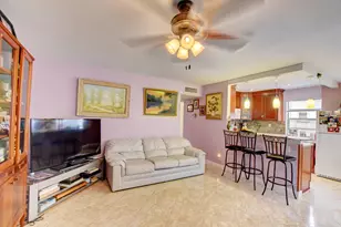 138 Flanders C, Delray Beach, FL 33484 - Photo 7