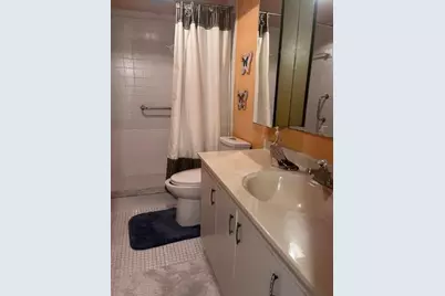 4302 Martinique Circle #B2, Pompano Beach, FL 33066 - Photo 11