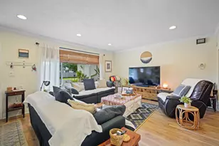 10611 NW 18th Pl, Hollywood, FL 33026 - Photo 5