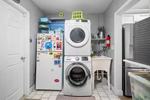 10611 NW 18th Pl, Hollywood, FL 33026 - Photo 13