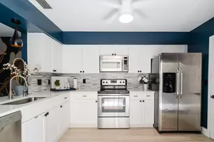 8016 Edgemere Ln, Palm Beach Gardens, FL 33410 - Photo 7