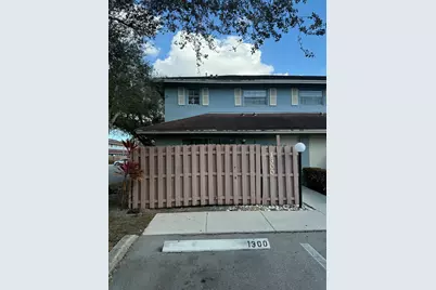 1300 Cypress Way W, West Palm Beach, FL 33406 - Photo 3