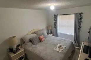 1300 Cypress Way W, West Palm Beach, FL 33406 - Photo 15