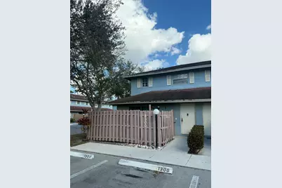 1300 Cypress Way W, West Palm Beach, FL 33406 - Photo 5