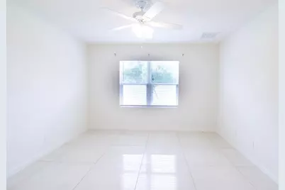 6205 NW Regent Street, Port Saint Lucie, FL 34983 - Photo 9