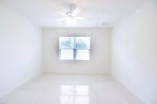 6205 NW Regent St, Port Saint Lucie, FL 34983 - Photo 9