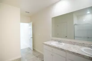 6205 NW Regent St, Port Saint Lucie, FL 34983 - Photo 11