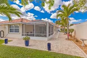 8285 SE Double Tree Dr, Hobe Sound, FL 33455 - Photo 3