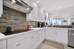 4600 N Ocean Dr, Singer Island, FL 33404 - Photo 21