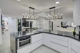 13302 Doubletree Cir, Wellington, FL 33414 - Photo 19