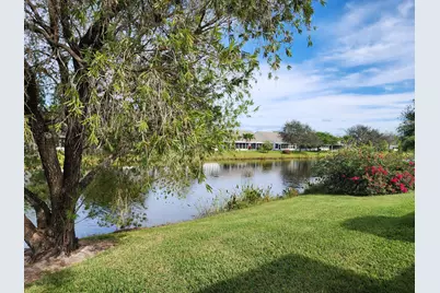 2607 SE Tropical East Circle E, Port Saint Lucie, FL 34952 - Photo 5