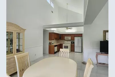 2607 SE Tropical East Circle E, Port Saint Lucie, FL 34952 - Photo 11