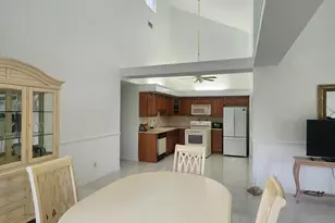 2607 SE Tropical East Circle E, Port Saint Lucie, FL 34952 - Photo 11