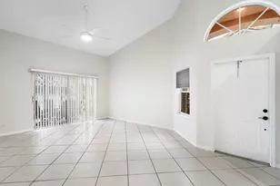 10679 Lake Shore Dr, Wellington, FL 33414 - Photo 3