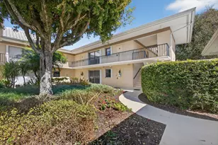 17 SE Turtle Creek Dr, Jupiter, FL 33469 - Photo 1