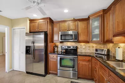 17 SE Turtle Creek Drive #Unit D, Jupiter, FL 33469 - Photo 11