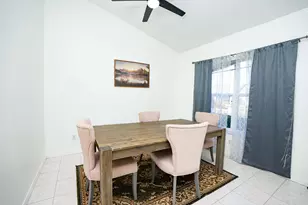 376 NW Sherry Ln, Port Saint Lucie, FL 34986 - Photo 7