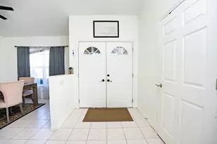 376 NW Sherry Ln, Port Saint Lucie, FL 34986 - Photo 3