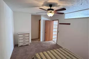 5306 Pinetree Dr, Fort Pierce, FL 34982 - Photo 5