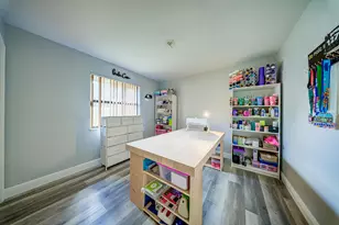 301 Knotty Wood Ln, Wellington, FL 33414 - Photo 21