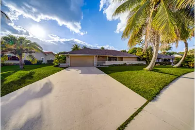 301 Knotty Wood Lane, Wellington, FL 33414 - Photo 1