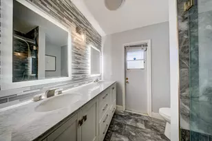 301 Knotty Wood Ln, Wellington, FL 33414 - Photo 15