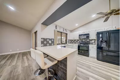 301 Knotty Wood Lane, Wellington, FL 33414 - Photo 11