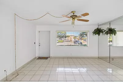 555 Purdy Lane #116, Palm Springs, FL 33461 - Photo 17