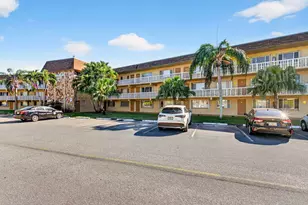 555 Purdy Ln, Lake Worth Beach, FL 33461 - Photo 11