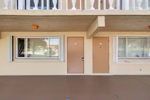 555 Purdy Ln, Lake Worth Beach, FL 33461 - Photo 15