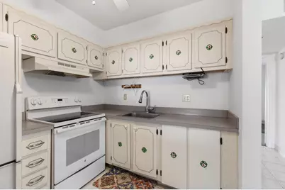 555 Purdy Lane #116, Palm Springs, FL 33461 - Photo 23