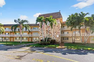 555 Purdy Ln, Palm Springs, FL 33461 - Photo 1