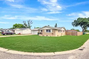 7611 Spirea Dr, Port Richey, FL 34668 - Photo 3