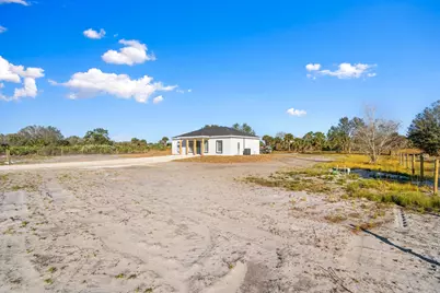 19258 NW 274th Street, Okeechobee, FL 34972 - Photo 33