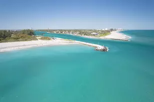 9025 SE Bridge Rd, Hobe Sound, FL 33455 - Photo 21