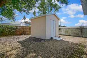 211 SW N Wakefield Cir, Port Saint Lucie, FL 34953 - Photo 29