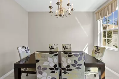 508 NW Waverly Circle, Port Saint Lucie, FL 34983 - Photo 7