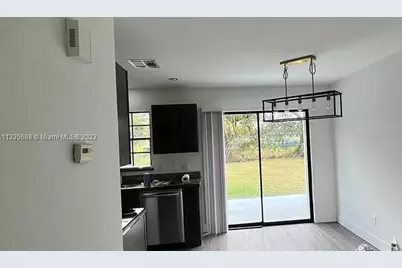 841 NW Riverside Drive, Port Saint Lucie, FL 34983 - Photo 5