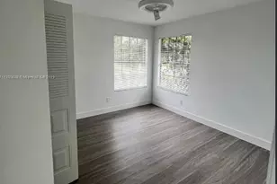 841 NW Riverside Dr, Port Saint Lucie, FL 34983 - Photo 7