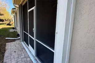 1665 SW Harbour Isles Cir, Port Saint Lucie, FL 34986 - Photo 43