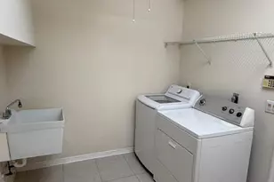 1665 SW Harbour Isles Cir, Port Saint Lucie, FL 34986 - Photo 15