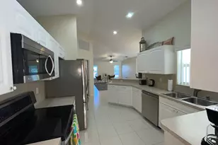 962 Montrose Ave, Sebastian, FL 32958 - Photo 7