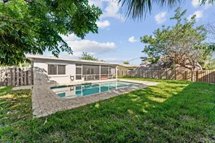 428 SE 2nd St, Deerfield Beach, FL 33441 - Photo 29