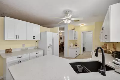 6737 Campanilla, Fort Pierce, FL 34951 - Photo 9