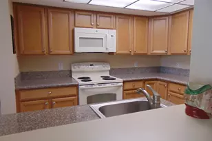 3186 Via Poinciana, Lake Worth, FL 33467 - Photo 7