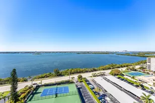 5420 N Ocean Dr, Singer Island, FL 33404 - Photo 43