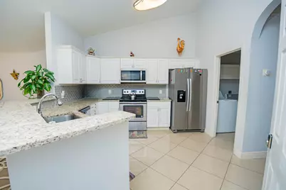 2962 SE Bella Road, Port Saint Lucie, FL 34984 - Photo 13